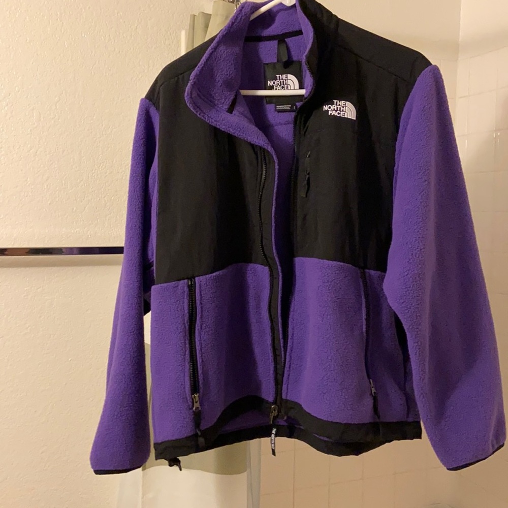 Retro style Purple North face size L WOMENS